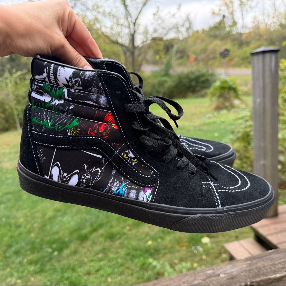 Vans X Disney 100, Sk8 hi. Men’s 12